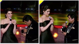 Ali Making Hilarious Fun On Kriti Sanons Height