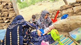 Nomadic women: illness of infant twins and Ashraf's help to save them and see a doctor. village life