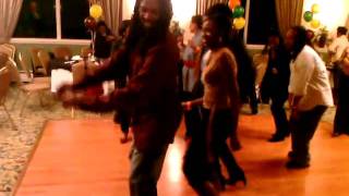 Cool azz couple dance'n it up