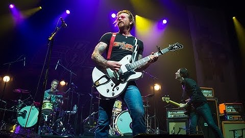 【イーグルス・オブ・デスメタル　パリの友に捧ぐ】予告