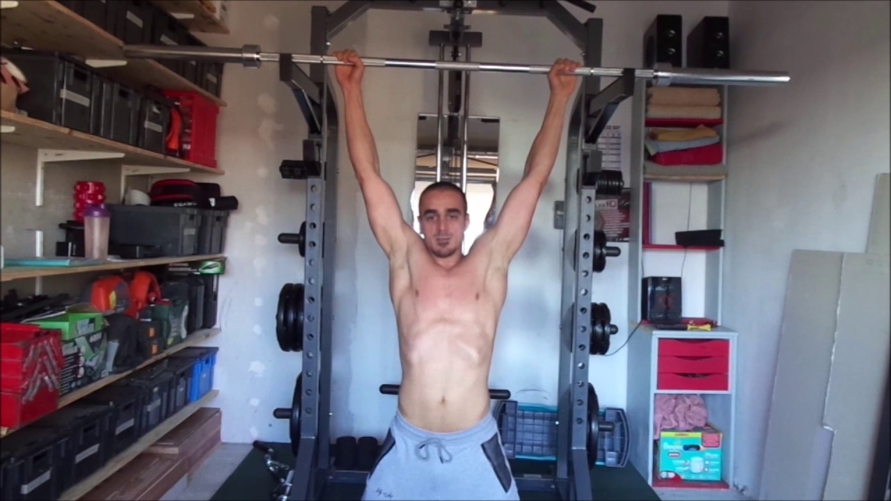 Club SuperPhysique Traction prise large devant et en pronation 17 x BW YouTube Club SuperPhysique Traction prise large devant et en pronation 17 x BW YouTube