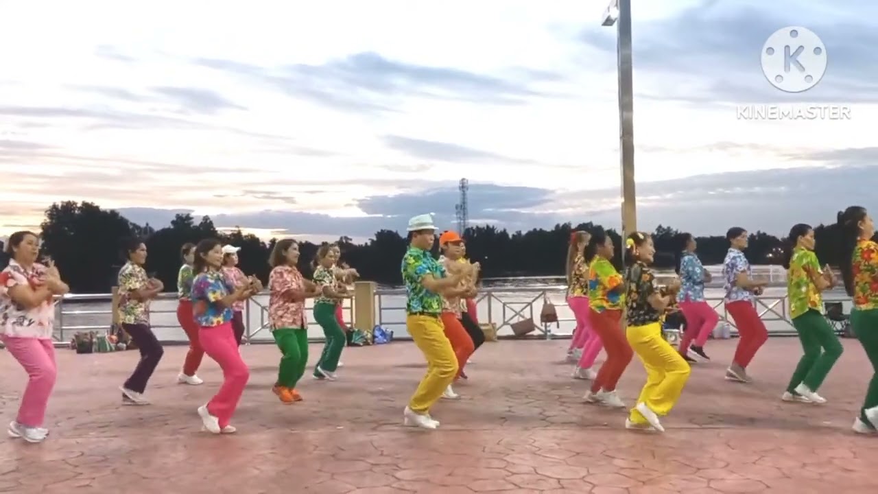 เซิ้งอีสาน