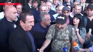 В Армении проходят обыски у брата экс-президента Александра Саргсяна