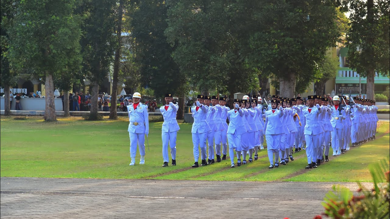 BTS Paskibraka Kab Lumajang setelah pengibaran Sang Merah Putih 
