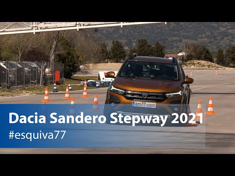 Dacia Sandero Stepway 2021 - Maniobra de esquiva y eslalon | Km77.com