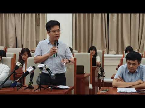 Video Lãnh đạo Bộ Giáo dục chia sẻ về vấn đề lạm thu - youtube