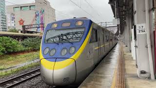 2153次800型區間車往嘉義離開桃園站