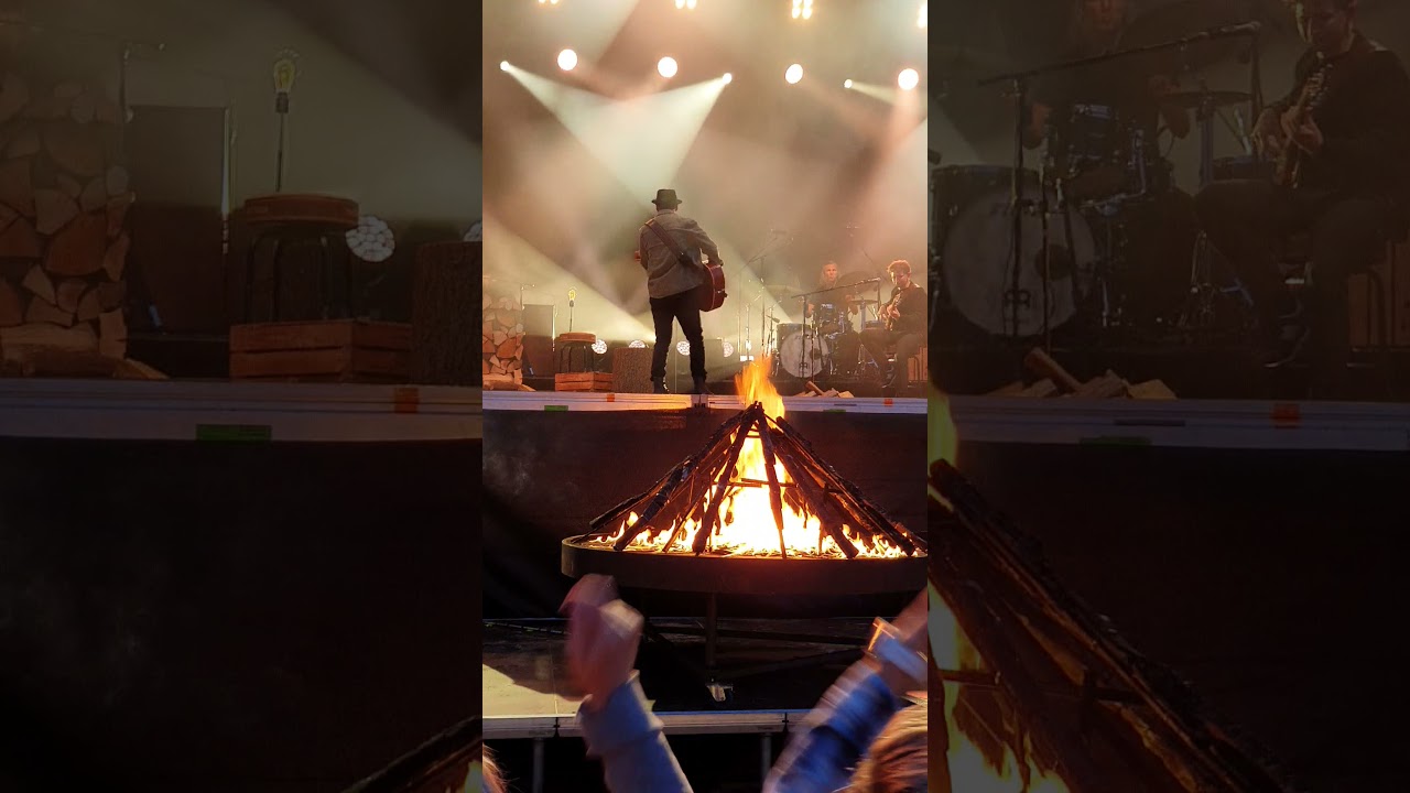 Johannes Oerding bei Stars am Strand/Timmendorfer Strand 10.09.2021