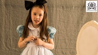 アリスに変身できるかわいい子供用コスチュームセット♪ハロウィンの仮装 コスプレに！ハロウィン アリス コスチューム Catherine Cottage ST110A