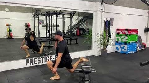 Dumbbell Single Arm Front Rack Bulgarian Split Squat