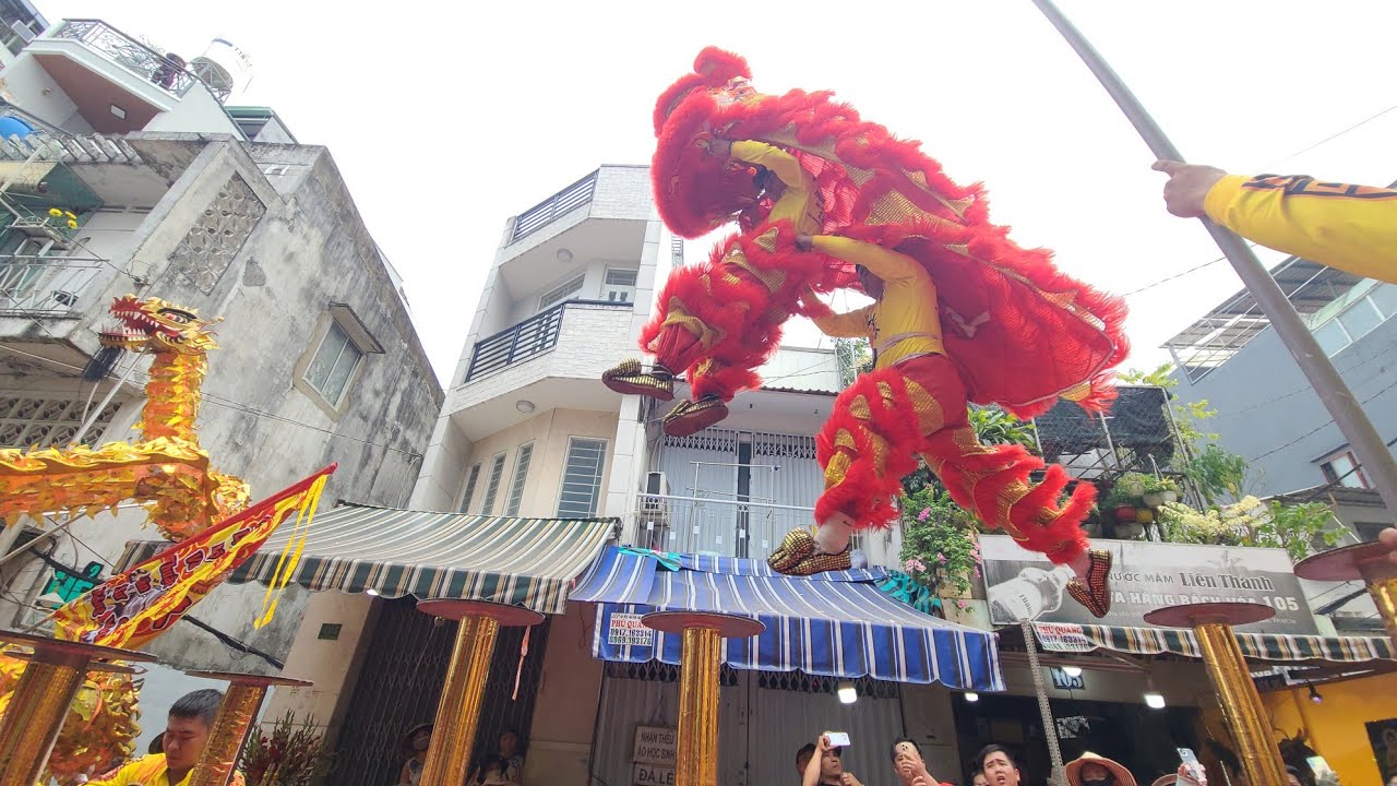 Live Full show ĐOÀN TRUNG SƠN VÕ ĐẠO Ở CHỢ PHÚ NHUẬN - Múa Lân tung bay bay đẹp mắt nhận lì xì khủng
