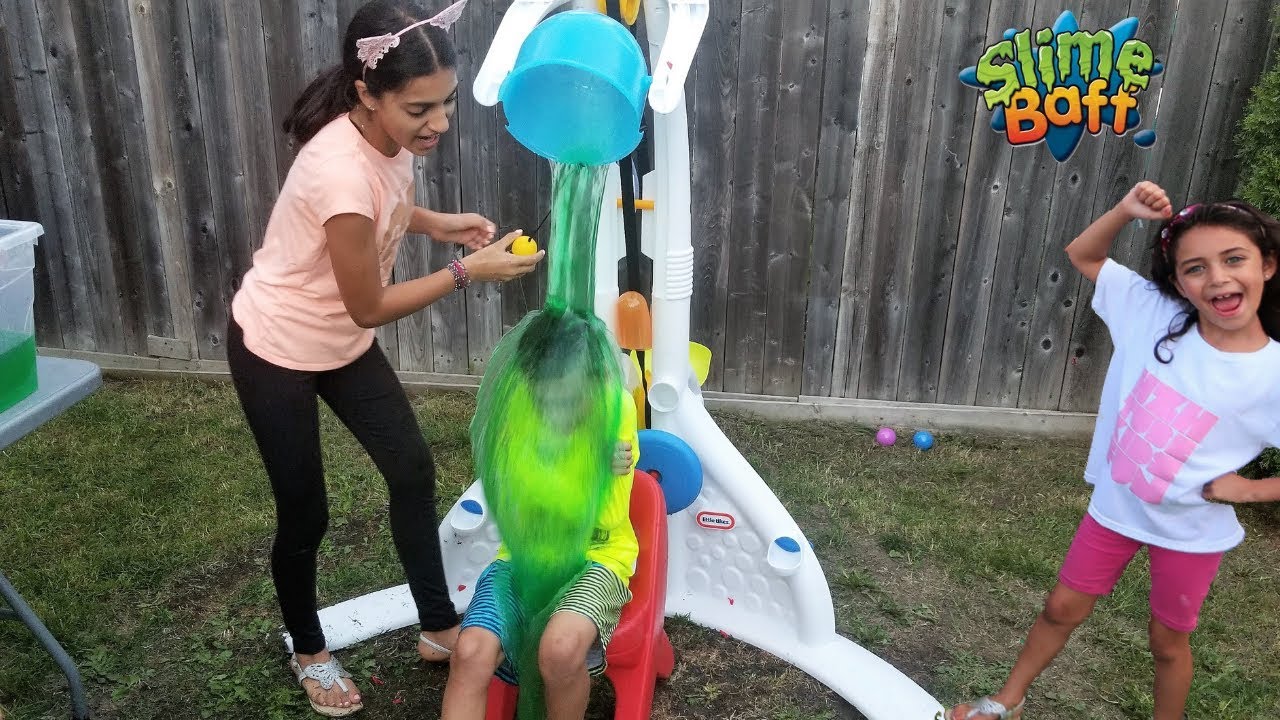 ⁣Splash Dunk Tank Challenge Family Fun Activities with HZHtube Kids Fun