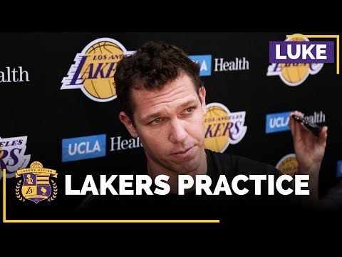 Luke Walton Talks About Lonzo Ball's First Full Practice Back, Learning From Isaiah Thomas