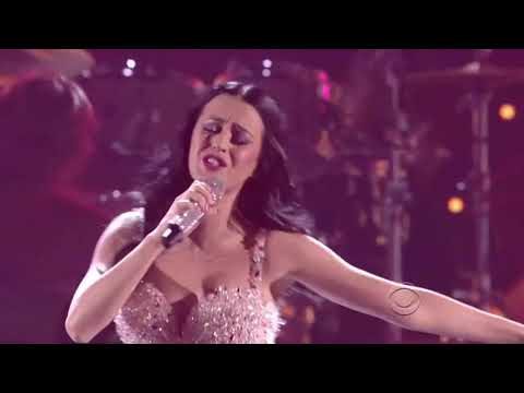 Katy Perry - Not Like The Movies/Teenage Dream (Live Grammys 2011) + DL