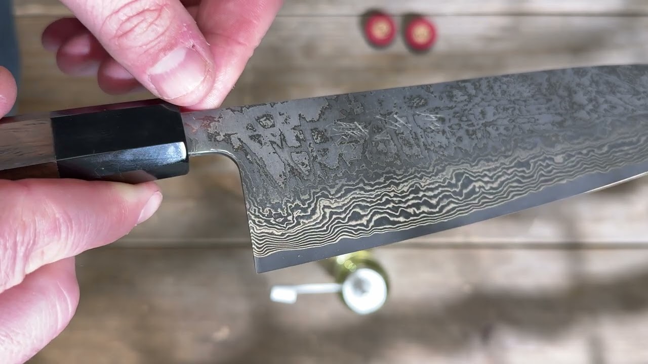 Shiro Kamo SG2 Damask Walnut Gyuto 21 cm