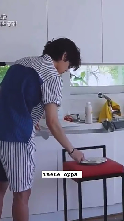 the way he sat on the floor for eating rice😭 #v #bts #taehyung
