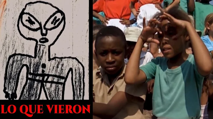 Nave Aliengena Atterrizando en una Escuela African...