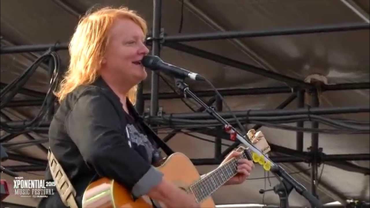 Indigo Girls - "Closer to Fine" (XPoNential Music Festival 2015) Indigo Girls - "Closer to Fine" (XPoNential Music Festival 2015)
