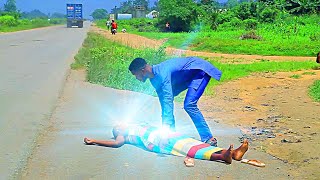 Let The Mighty Power Of God On This Man Of God Deliver This Demonic Girl On Her Way-Nigerian Movies