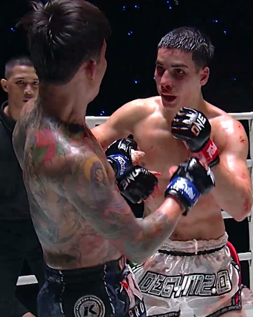 Muay Thai CHAOS ? When Lenny Blasi and Nonthakit threw HEAT in this sensational striking battle!