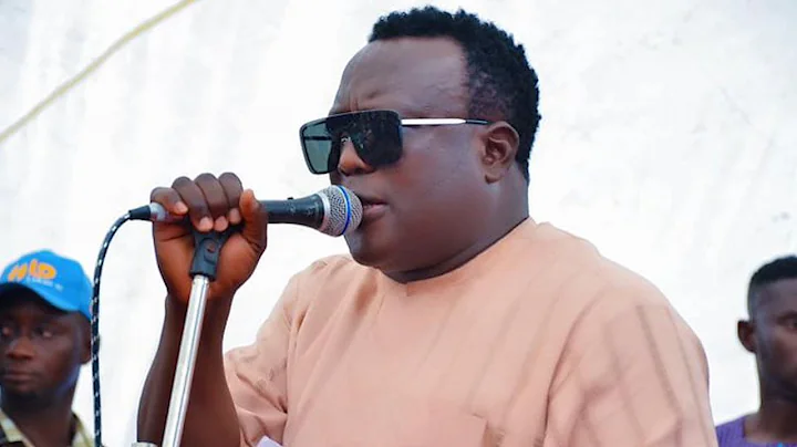 WATCH HOW KING DR SAHEED OSUPA STORM IN IKORODU AND PERFORMED LIKE NEVER BEFORE ON STAGE