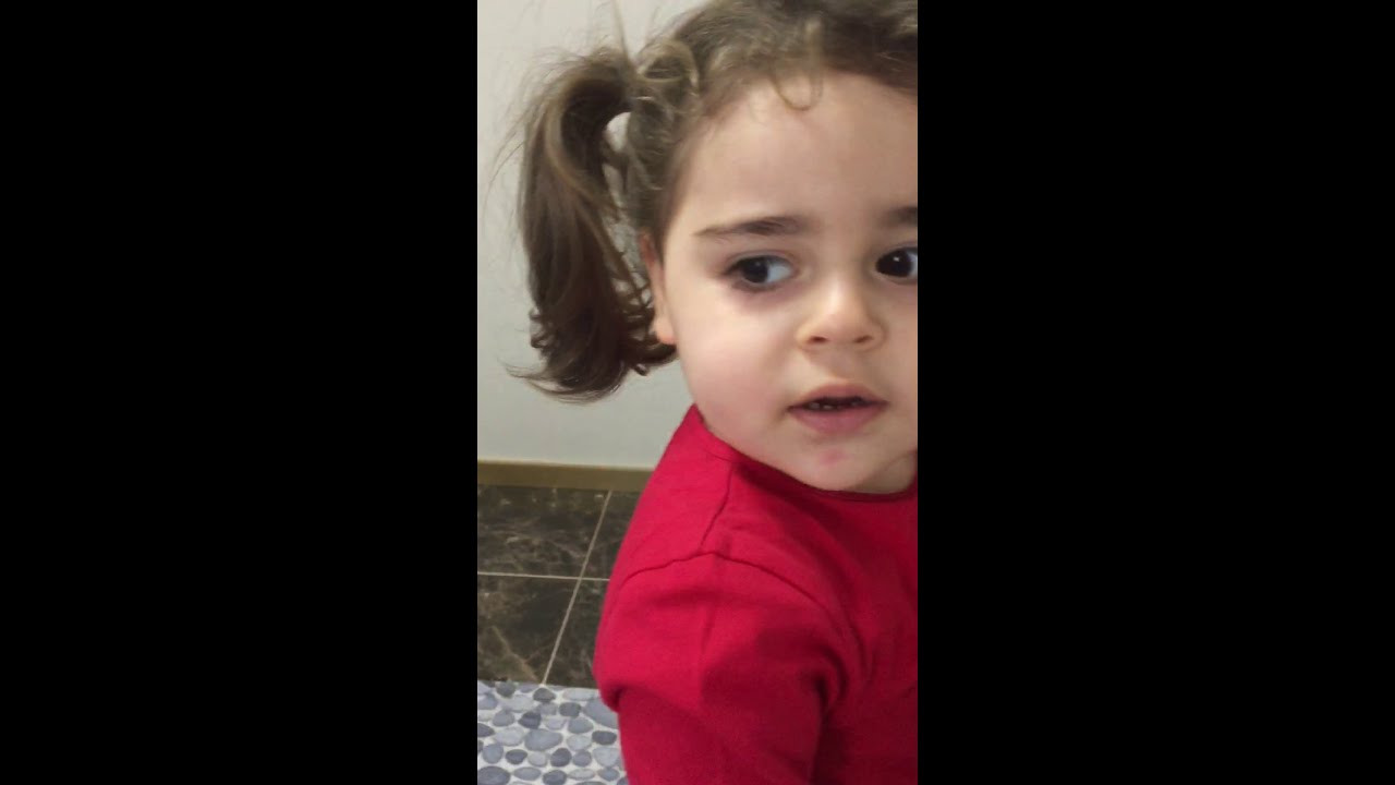 EĞLENCELİ ÇOCUK VİDEOSU. BERENLE KEK YAPTIK YouTube