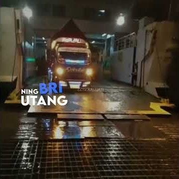 Pejuang Rupiah Truck Isuzu Giga DZIKRULLAH Di Pelabuhan