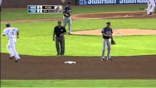 Mauer nabs Moreland