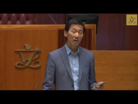 Lawmaker Yiu Chung-yim adds words to his oath at Hong Kong legco
