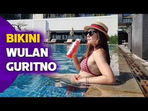 Pesona Seksi Wulan Guritno Saat Pakai Bikini