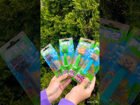 Іграшка - діспенсер Алекс з цукерками  Pez Minecraft Alex, видео 1