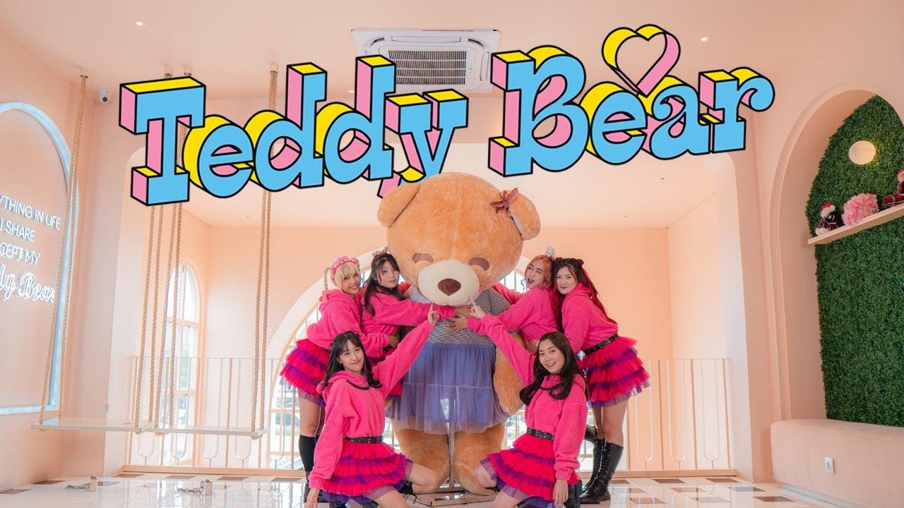STAYC (스테이씨) - 'Teddy Bear' DANCE COVER BY INVASION GIRLS FROM INDONESIA