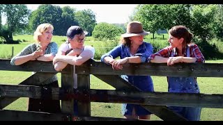 Download Lagu Creep In performs Creepin'in MP3