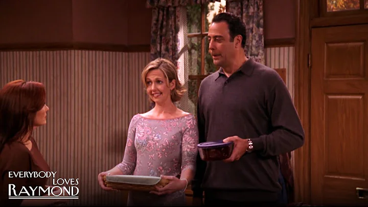 The Barones Try Look Their Best for Thanksgiving | Everybody Loves Raymond