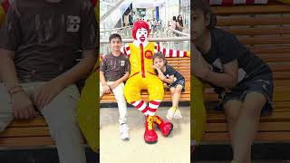 Little hands, big heart.❤️