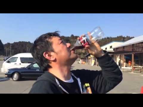 キム兄  コーラ   一気飲み！