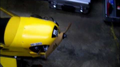 Piper Cub O.S. FF-320 start-up