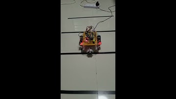 PIC18F4550 Intelligent Robot Vehicle - EMGP