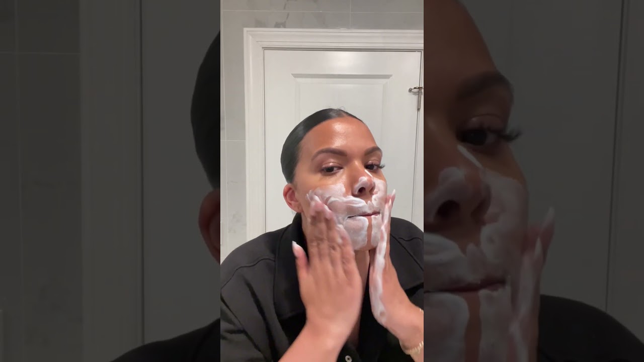 I&rsquo;m obsessed with this cleanser #olay #skincare