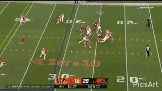 Joe Burrow great threading the needle