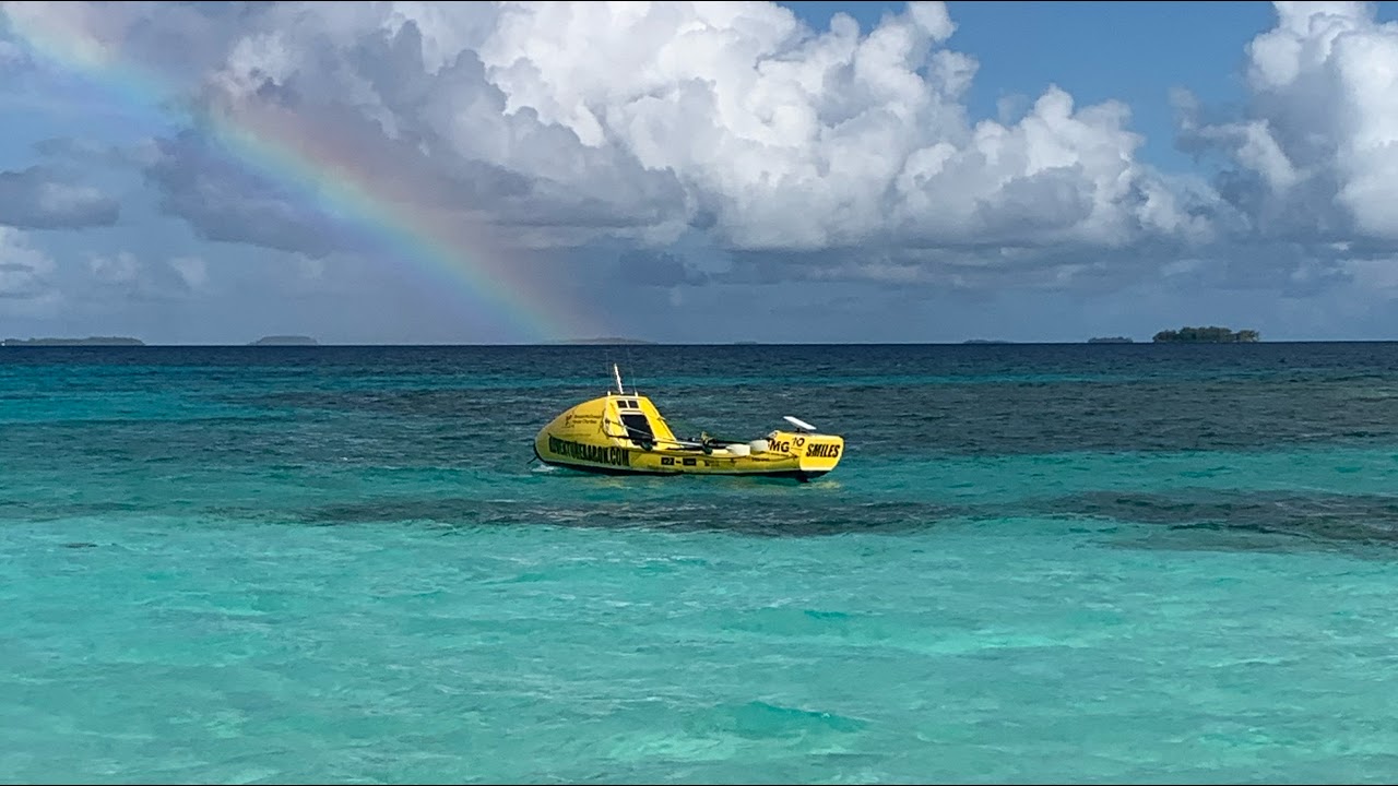 Live, Smiles Ocean Rowboat