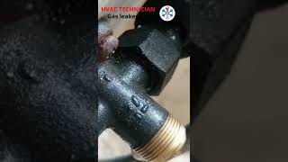 Split AC gas leakage flare nut  #split #splits #splitac, #shorts,#shortsvideo#hvaccompany  #viral