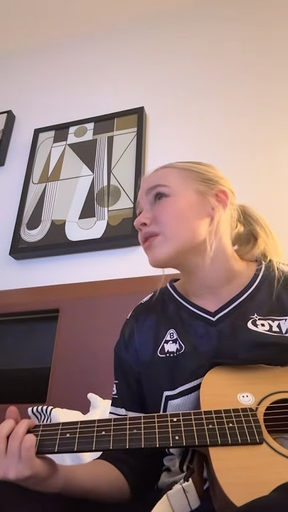 I LOVE DREAM COME TRUE (ignore my guitar mess up pls lol)