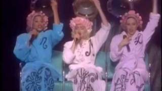 Video thumbnail of "Madonna - Material Girl [Blonde Ambition Tour]"