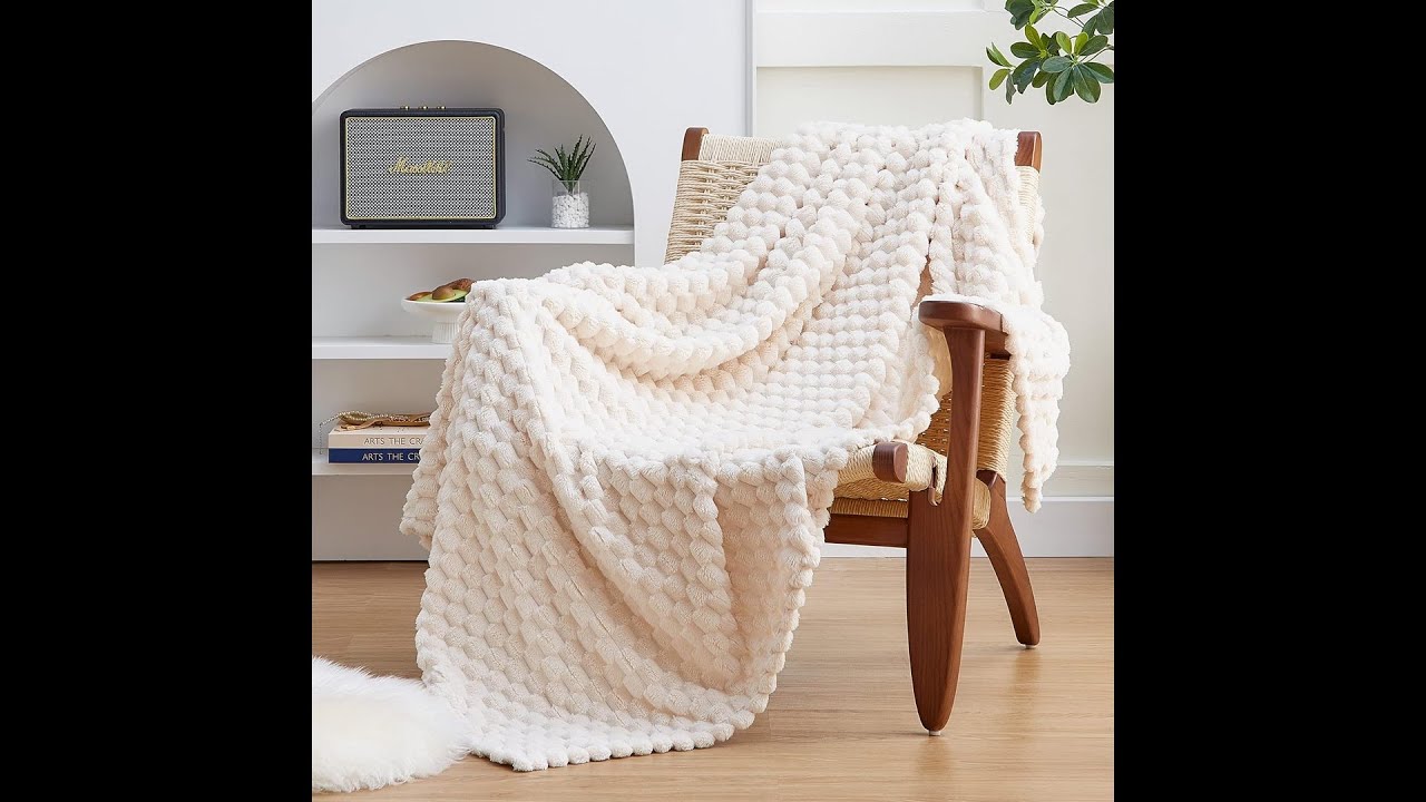 This Amazon Blanket is Hiding a Secret Pattern. BUY or SKIP?