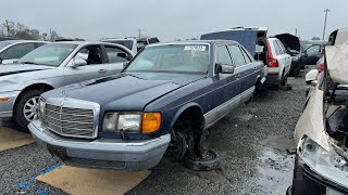 1986 Mercedes-Benz W126 420 SEL at Junkyard