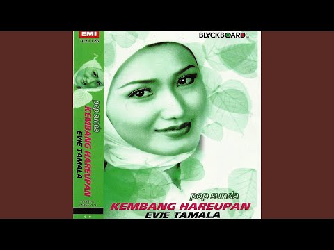 Putar Hariwang - Evie Tamala