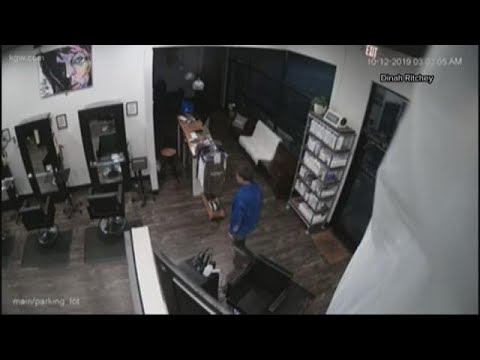 Burglar cuts through walls to hit businesses in Clackamas strip mall