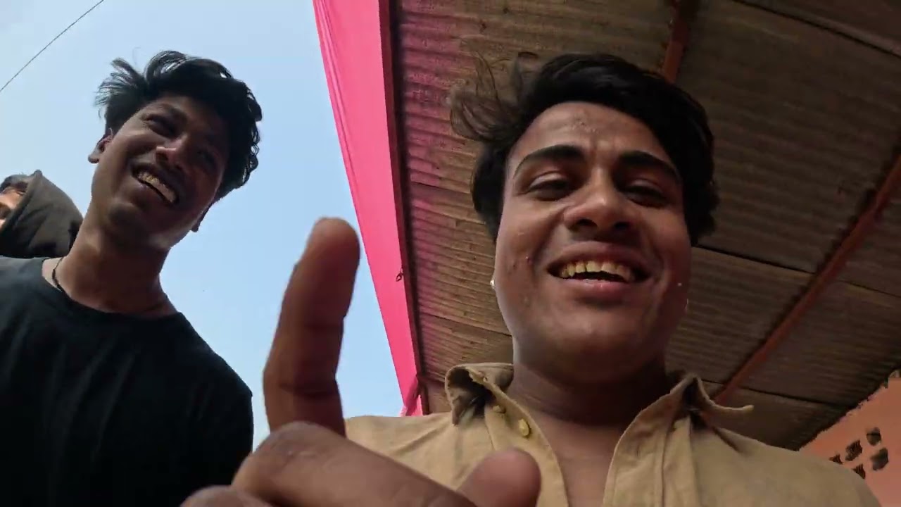 Bahan ki shaadi mein bhai ko to kam karna  padega