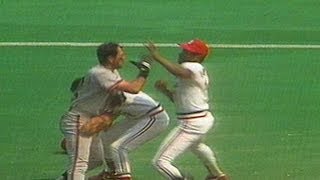 SF@STL: Benches clear after Clark's slide into second Resimi